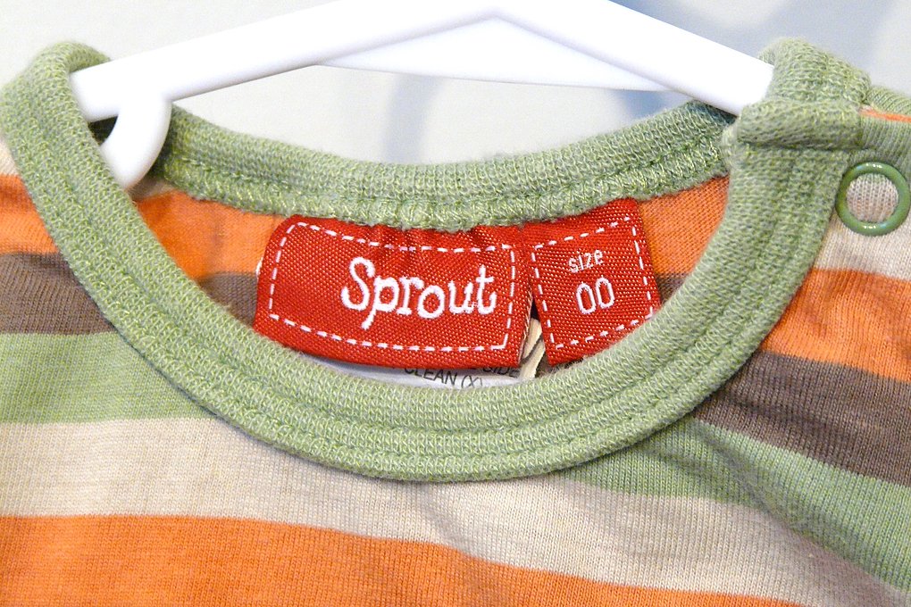 KENZO KIDS (Paris) FAUX SHEARLING COAT + SPROUT TEE + PUMPKIN PATCH CARGO JEANS 3-6 MONTHS - Image 5