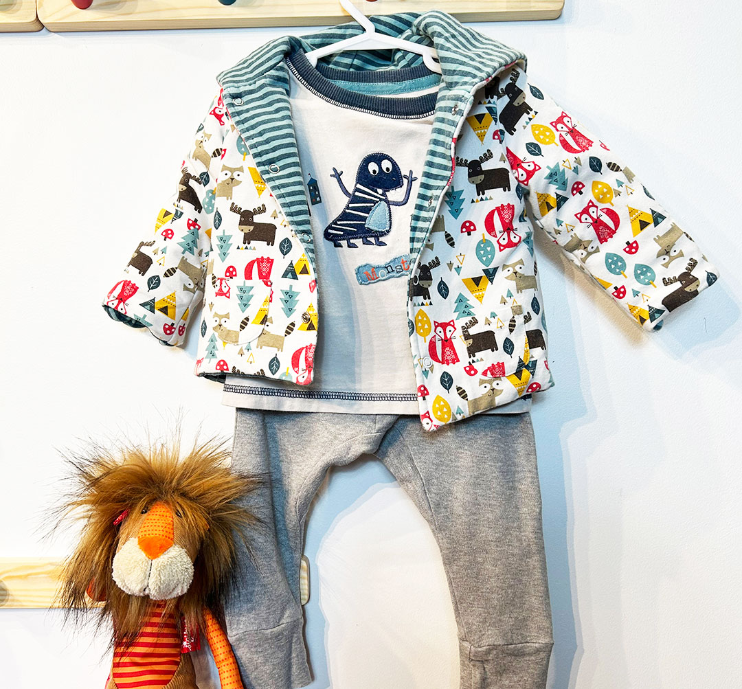 SPROUT PADDED JACKET WITH HOOD + PUMPKIN PATCH APPLIQUE TEE + PURE BABY TRACKIES 6-9 MONTHS