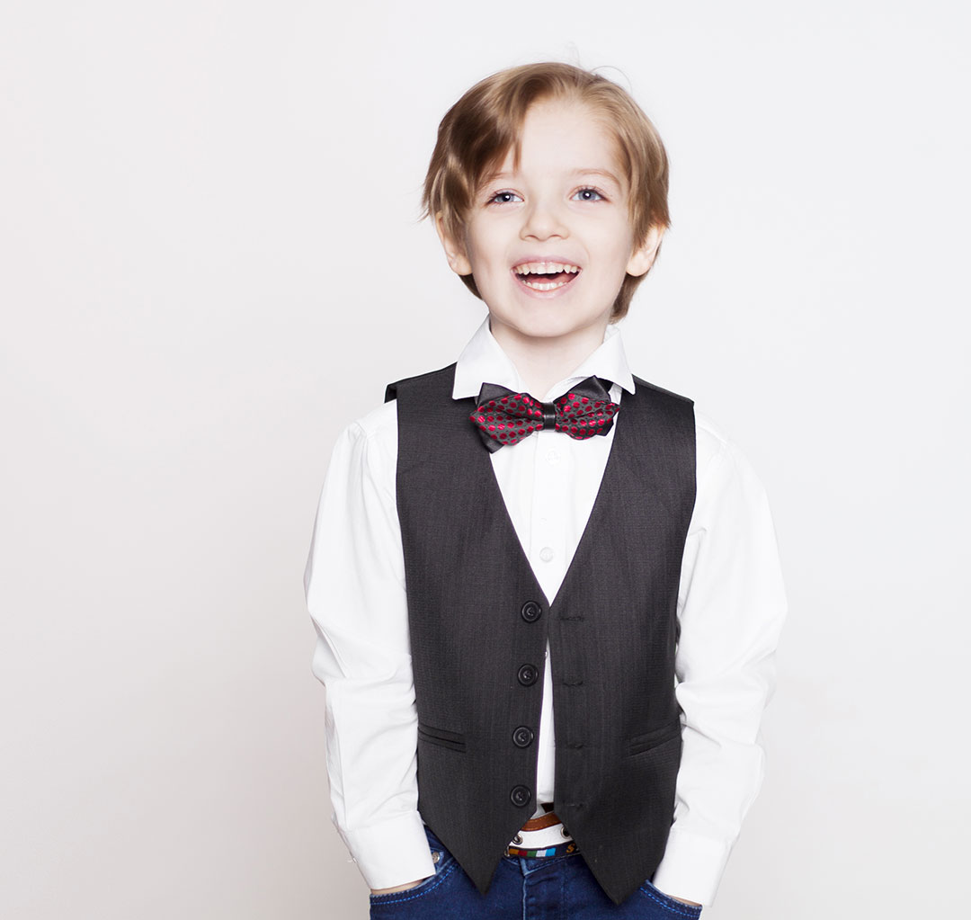 TOUT COMPTE FAIT (France) SHIRT + PETER MORRISSEY BABY VEST + CARGO JEANS WITH BELT + SATIN BOW TIE - Image 7