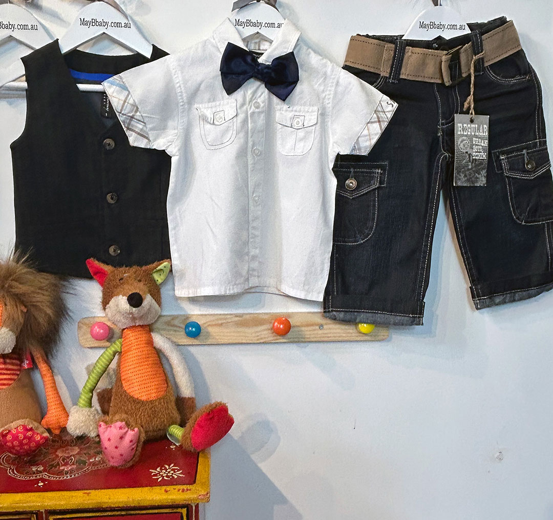 TOUT COMPTE FAIT (France) SHIRT + PETER MORRISSEY BABY VEST + CARGO JEANS WITH BELT + SATIN BOW TIE